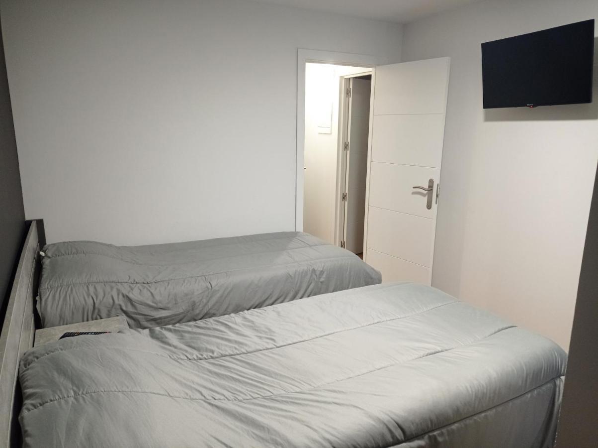 Apartamentos Hi Apartaments Santander 3000 Maliaño Esterno foto