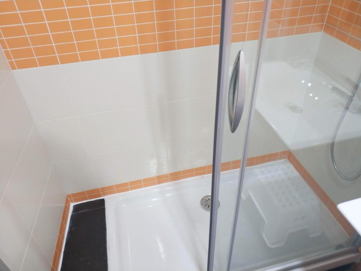 Apartamentos Hi Apartaments Santander 3000 Maliaño Esterno foto